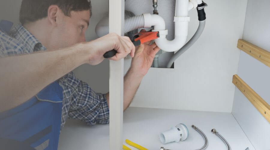Expert burst pipe repair services in Finley, ND